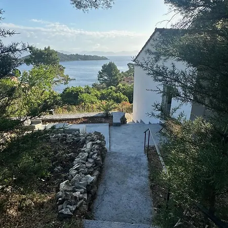 Echoes Of Mljet - Odjeci Mljeta Sobra